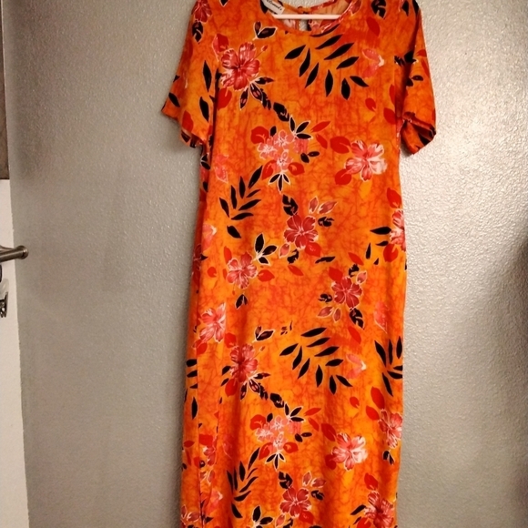 WOMEN'S VINTAGE  LONG FLORAL DRESS SIZE 10 - Picture 1 of 6